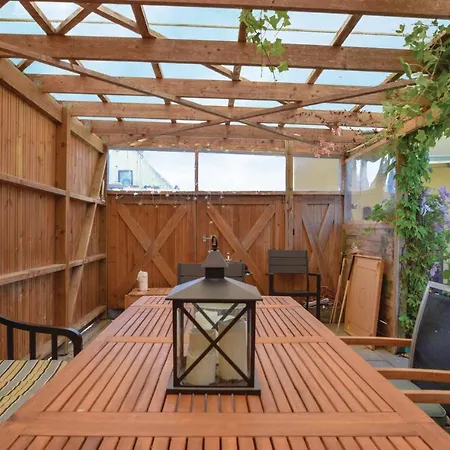 Three-bedroom Holiday In