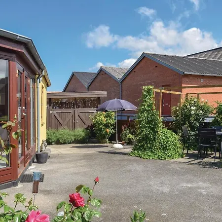 Ferienhaus Three-bedroom Holiday In Bagenkop